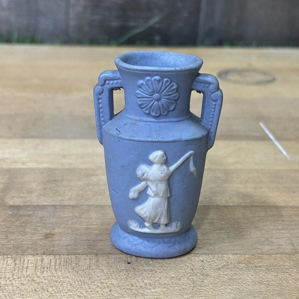 Vintage Occupied Japan Blue Jasperware Mini Vase Amphora Cameo 1945-1952